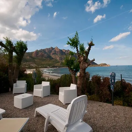 샬레 Sardinia Mongahouse *